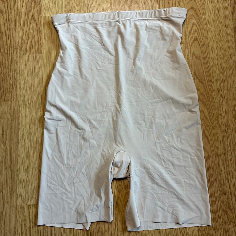 Maidenform Seamless High Waist Shorty Shapewear